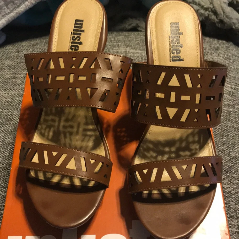 NWT Kenneth Cole Unlisted Women’s Wedge Sandals